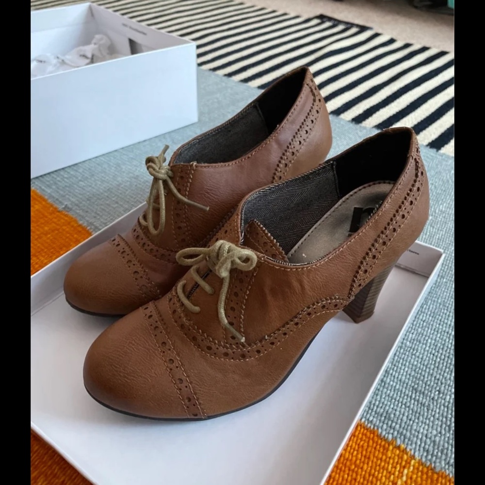 COPY - Report Collection Oxford Shoes